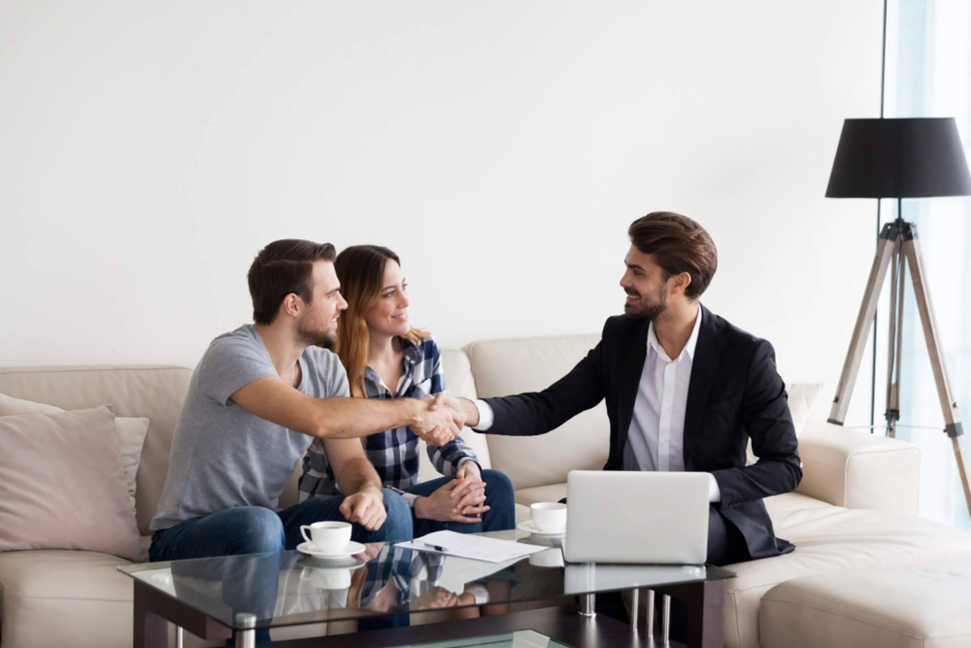 NorayWalkers presenta los principales beneficios de contar con un asesor inmobiliario