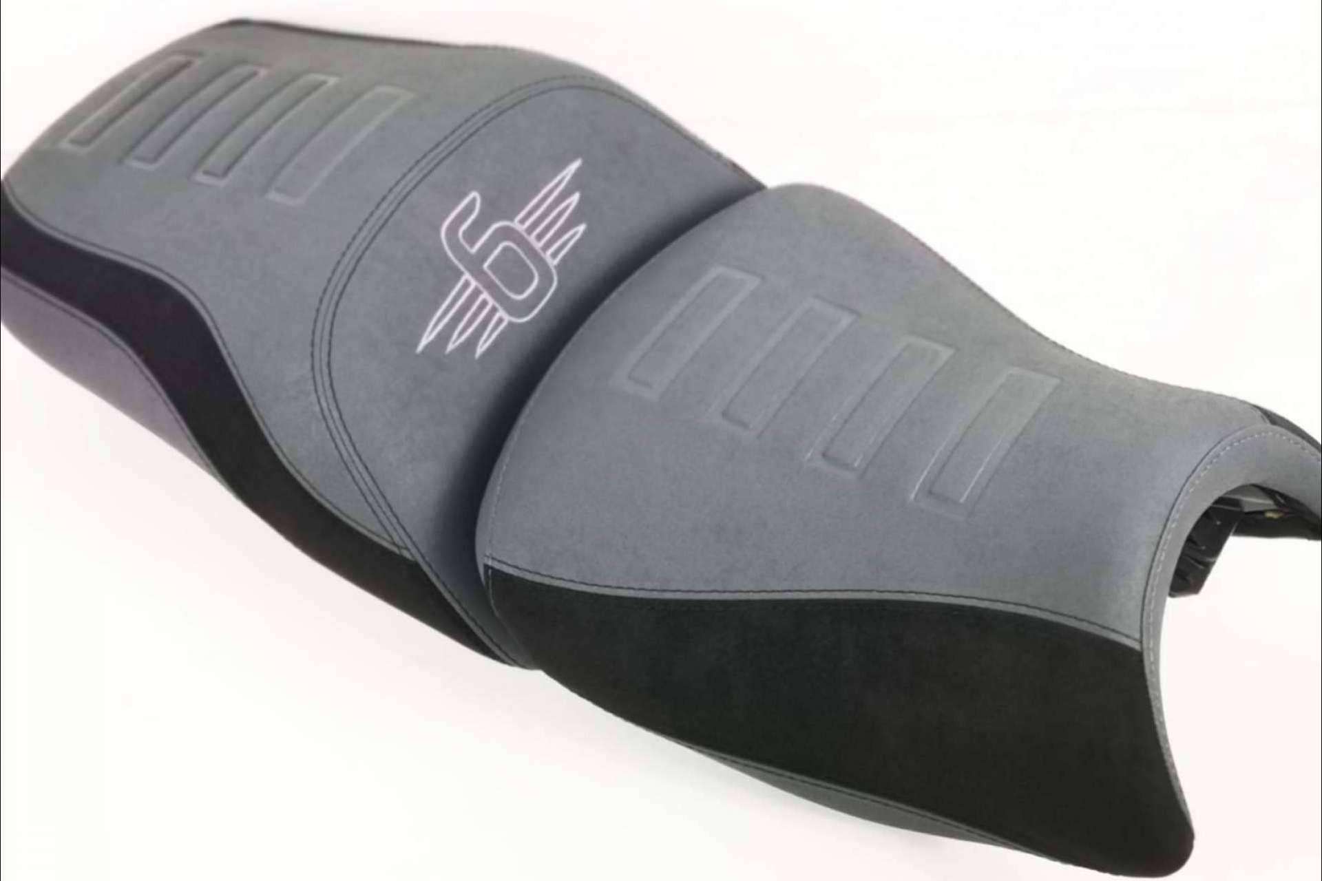 Disfrutar de los viajes largos con los asientos cómodos para moto de JM Fundas