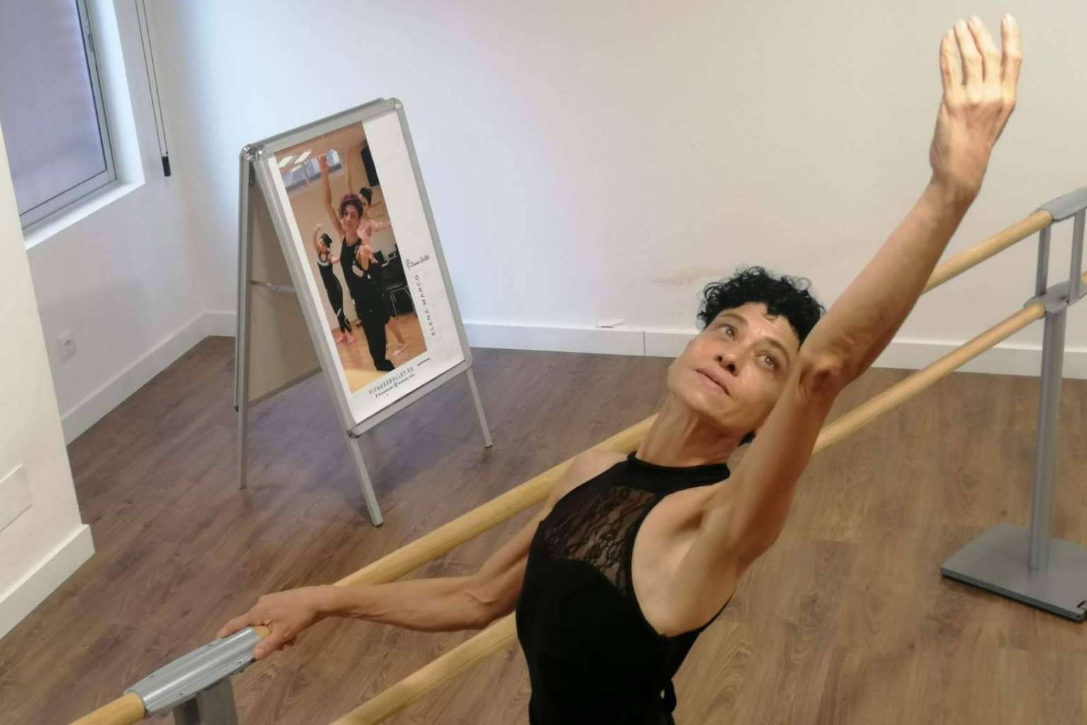 La academia especializada en la nueva modalidad de entrenamiento que adapta las posturas del ballet al mundo del fitness, Fitness Ballet