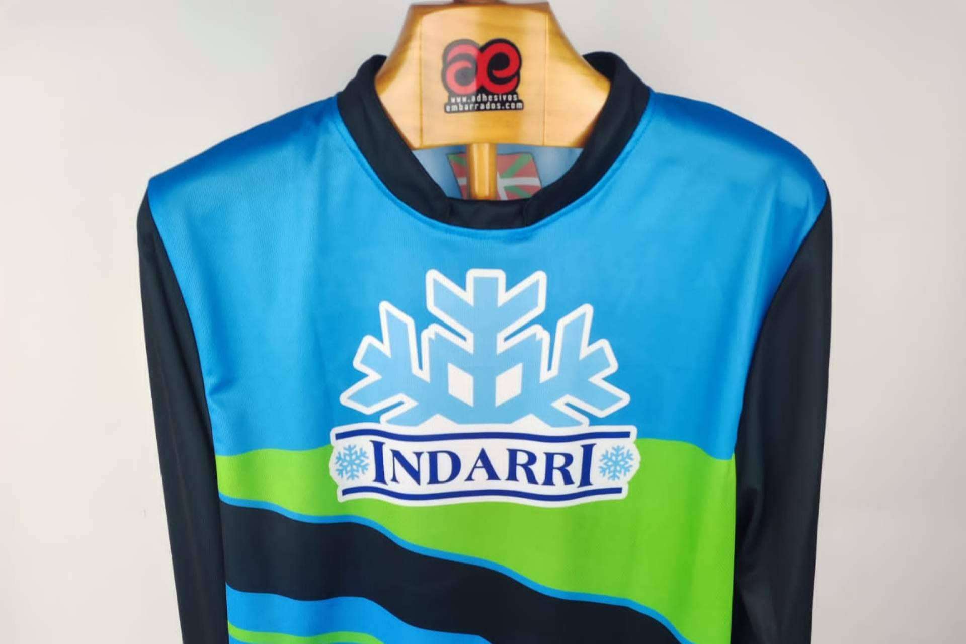 ¿Dónde encontrar camisetas de motocross personalizadas? ADHESIVOSEMBARRADOS