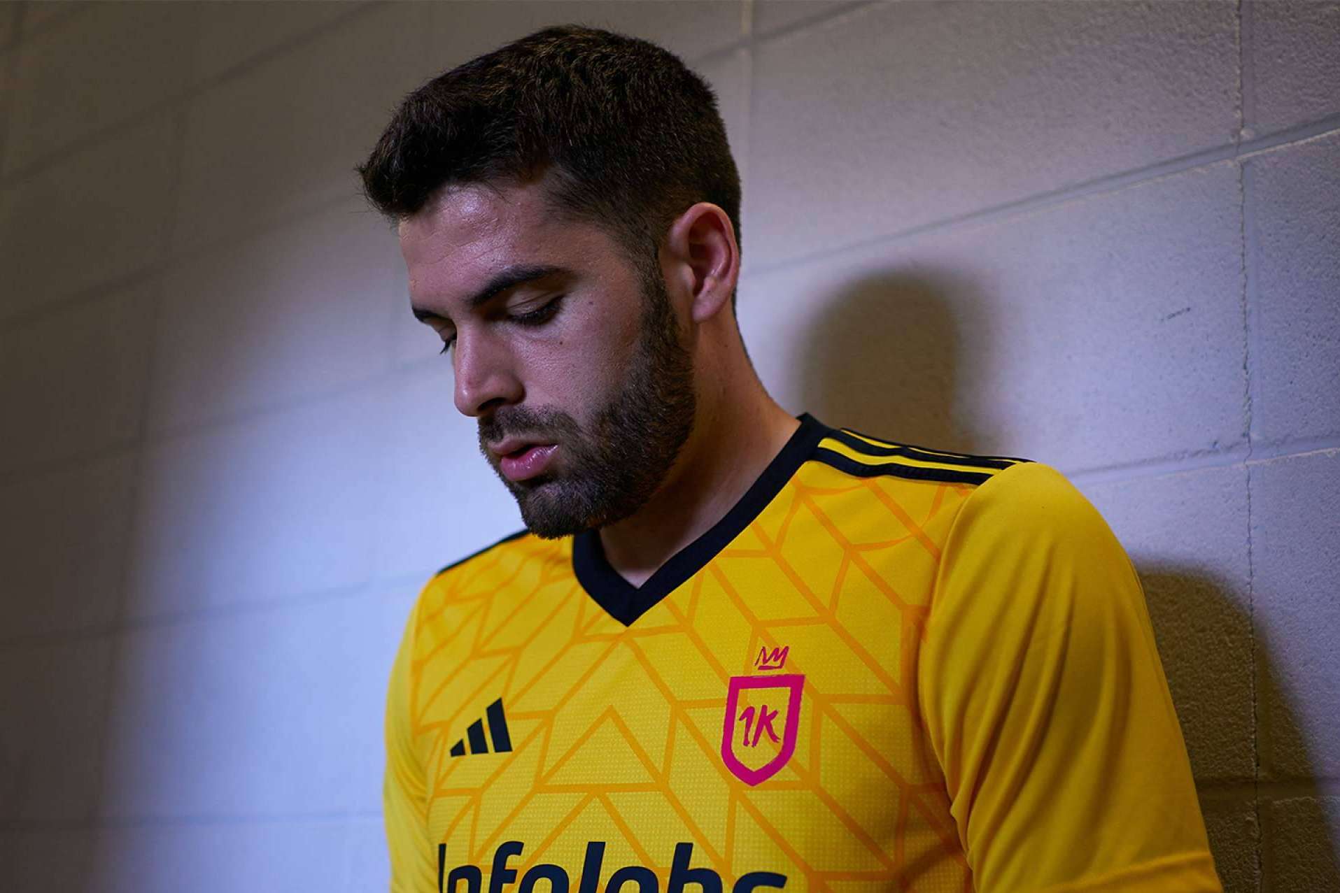 Albert Ruiz, jugador de fútbol becado en EE. UU., se pasa a la Kings League