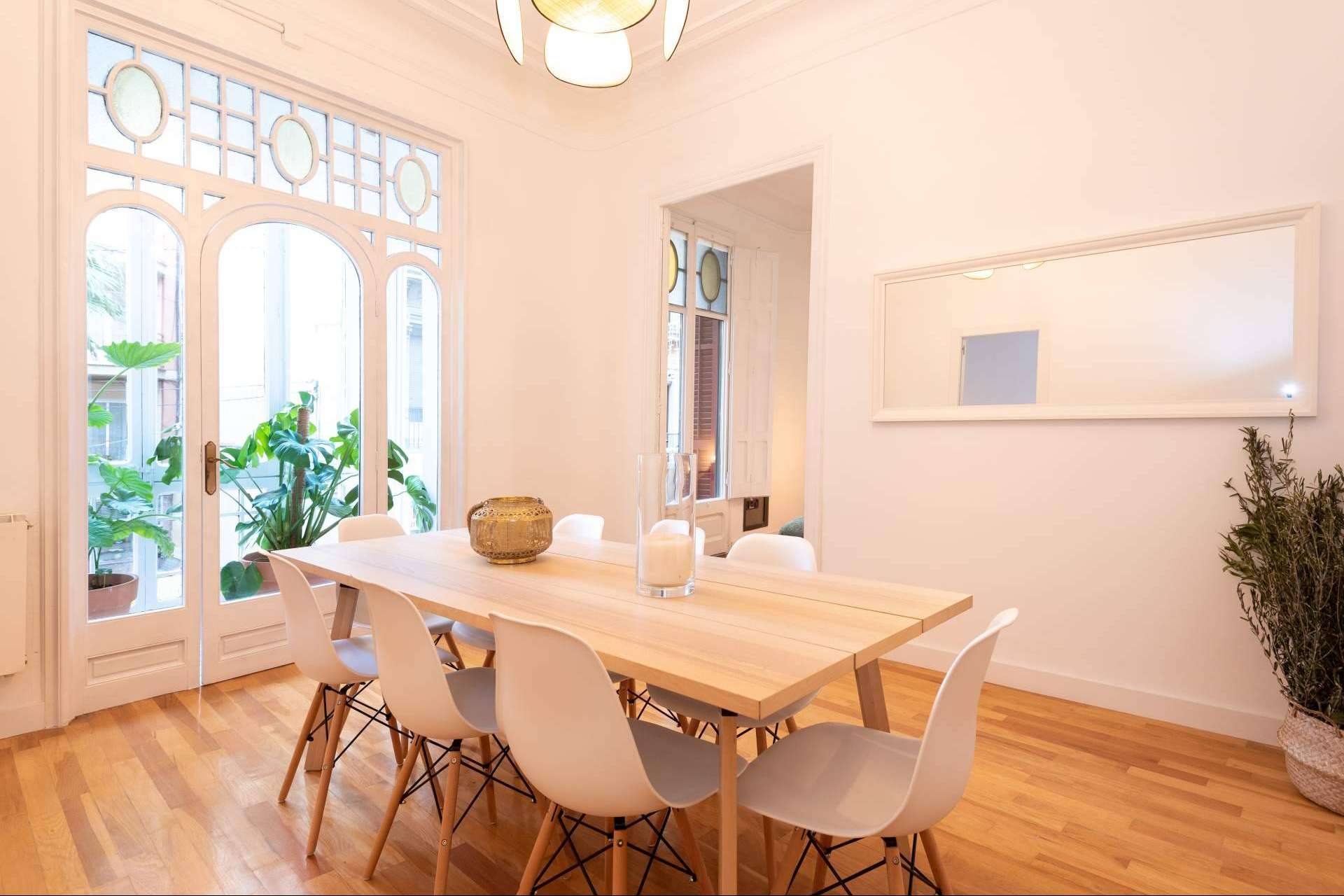 Coliving en Barcelona y la propuesta de Haaus para solucionar el problema habitacional