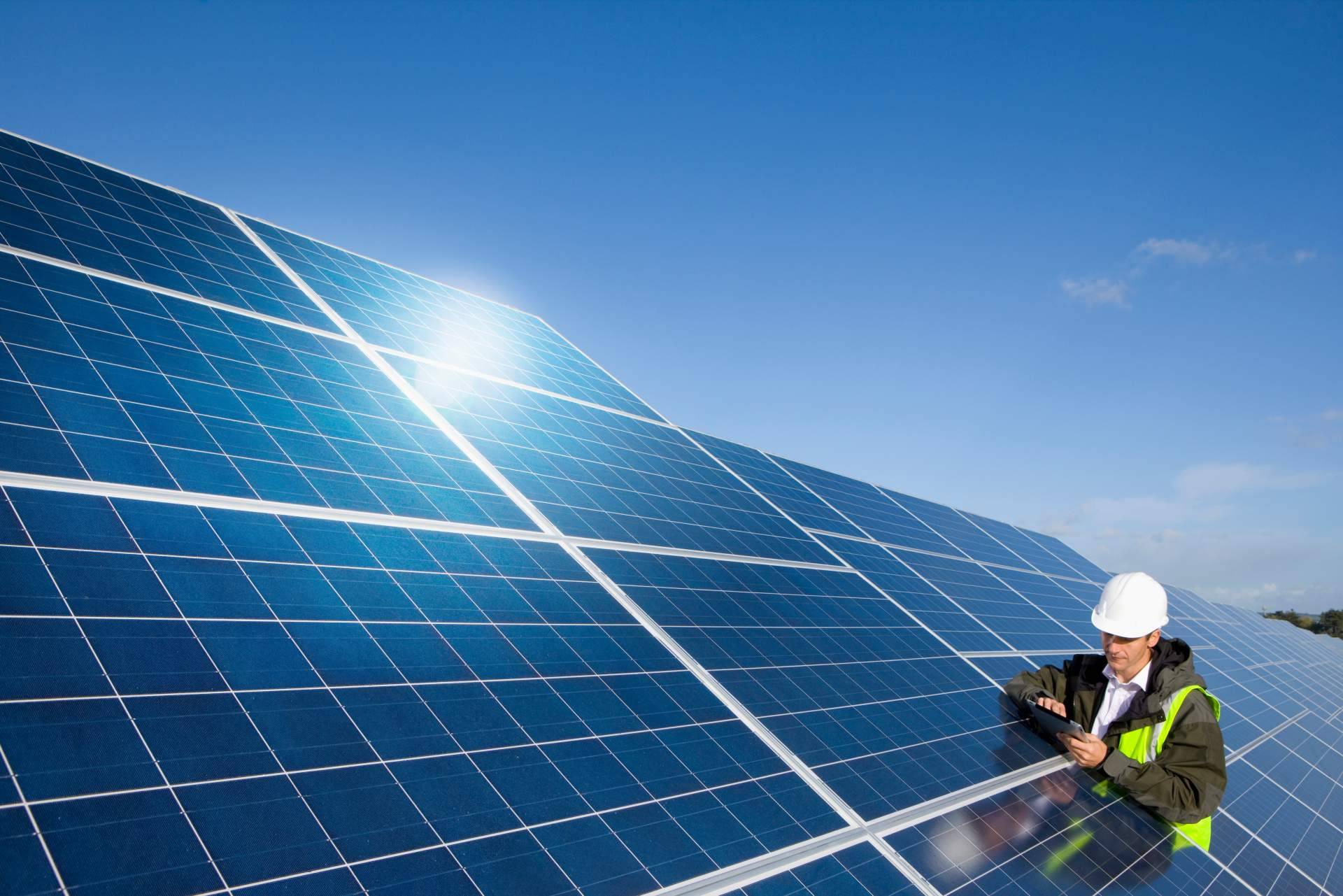 Viviendas sostenibles en Madrid con la instalación de placas solares