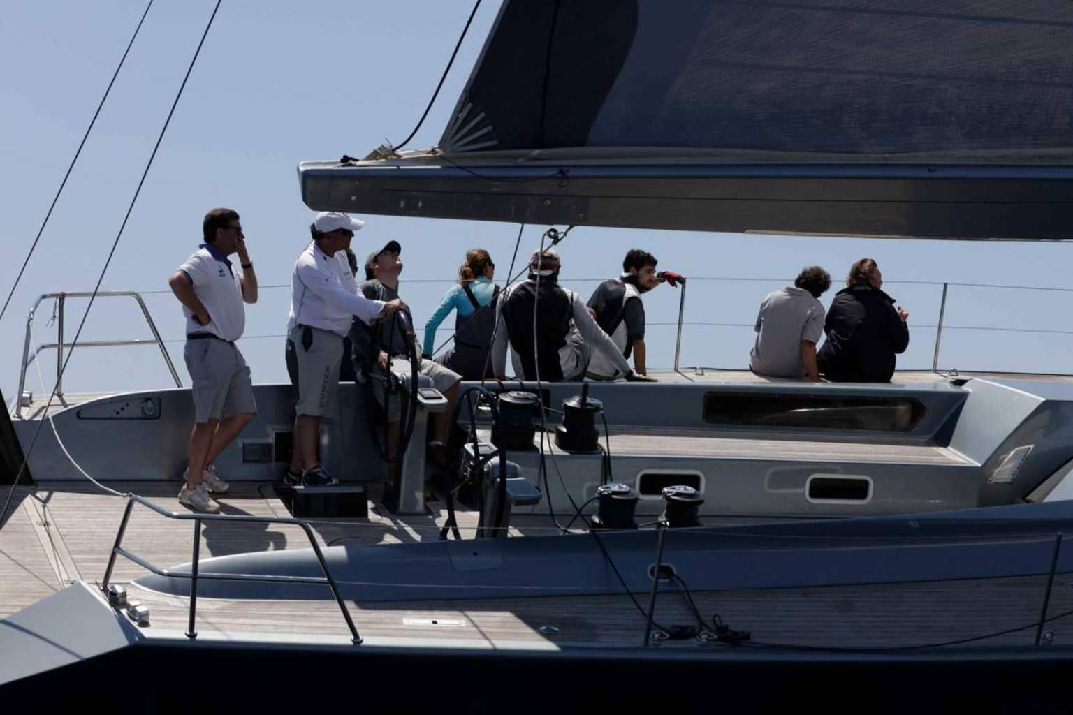 Disfrutar la 37th America's Cup a bordo del velero Gymir & Charters