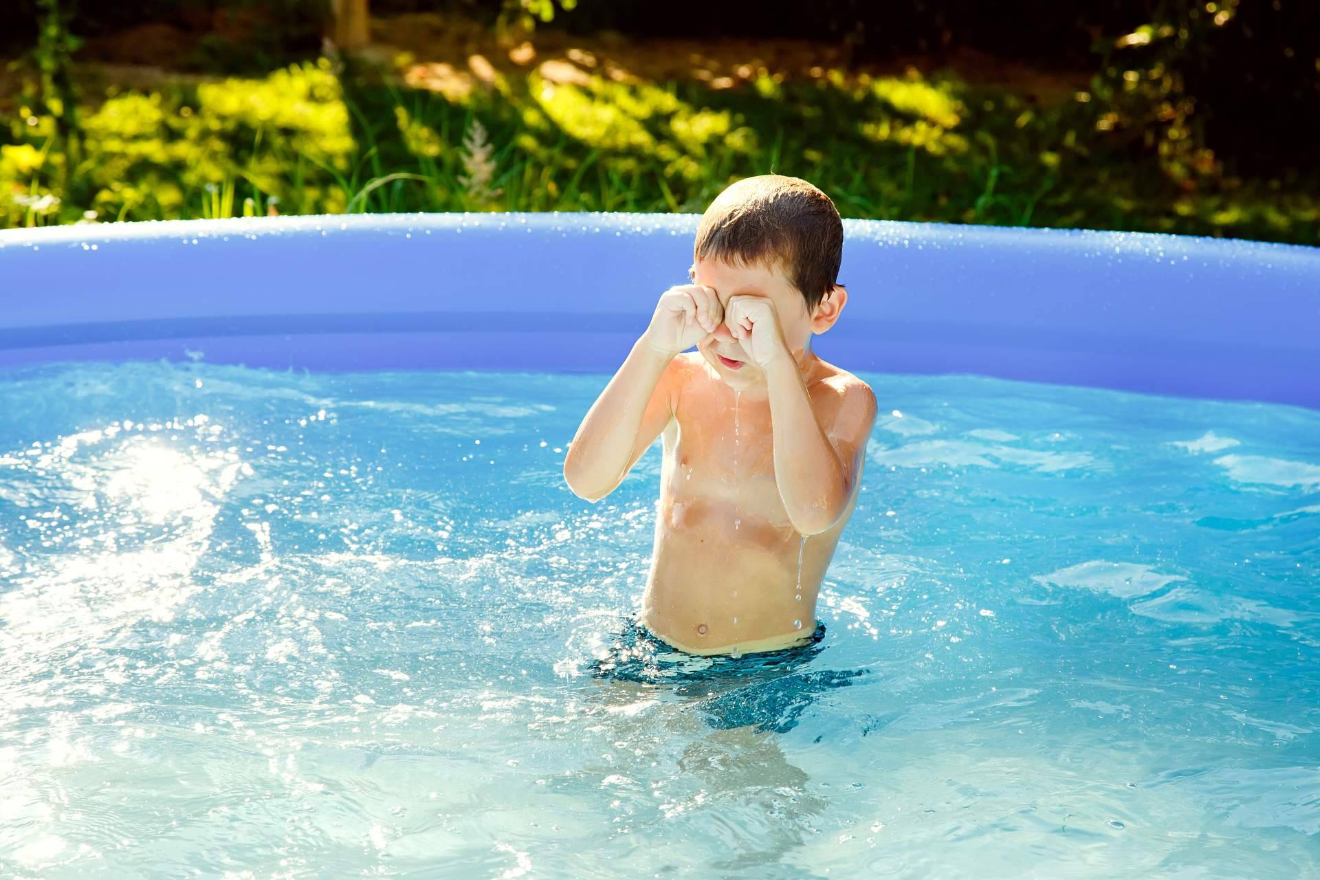 Cómo proteger los ojos en la playa y piscina, por el Departamento de Oftalmología del Instituto Universitario Dexeus