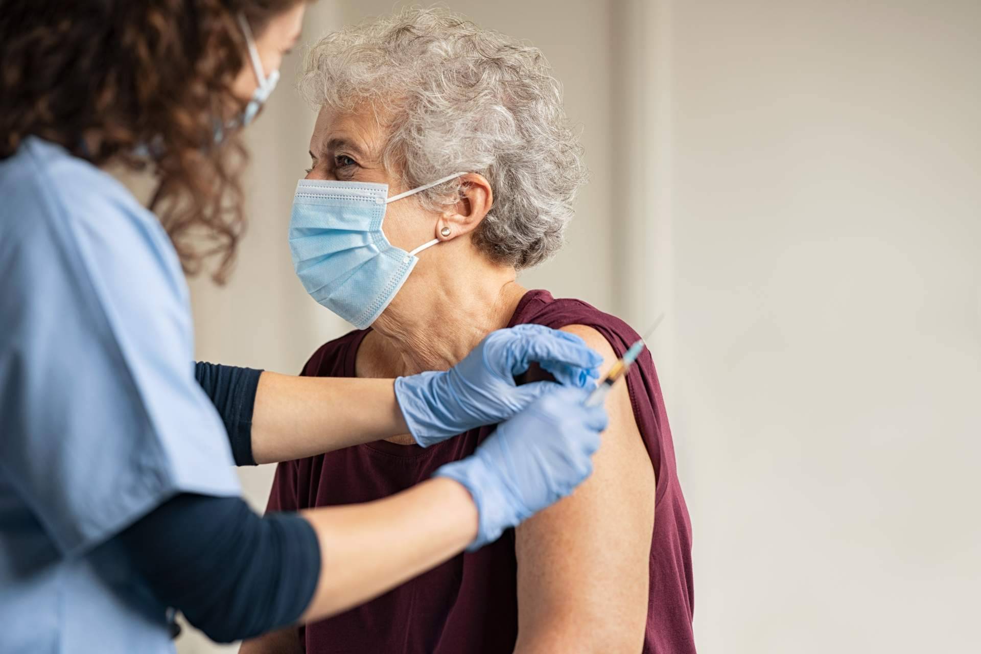 EPOC España llama a la vacunación frente a infecciones respiratorias para proteger y mejorar la calidad de vida de los pacientes