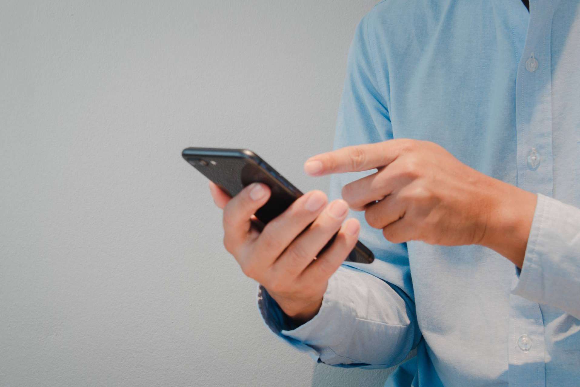 Dar superpoderes al wallet incluyendo la tarjeta de Visita Digital Knowee (Apple y Google)