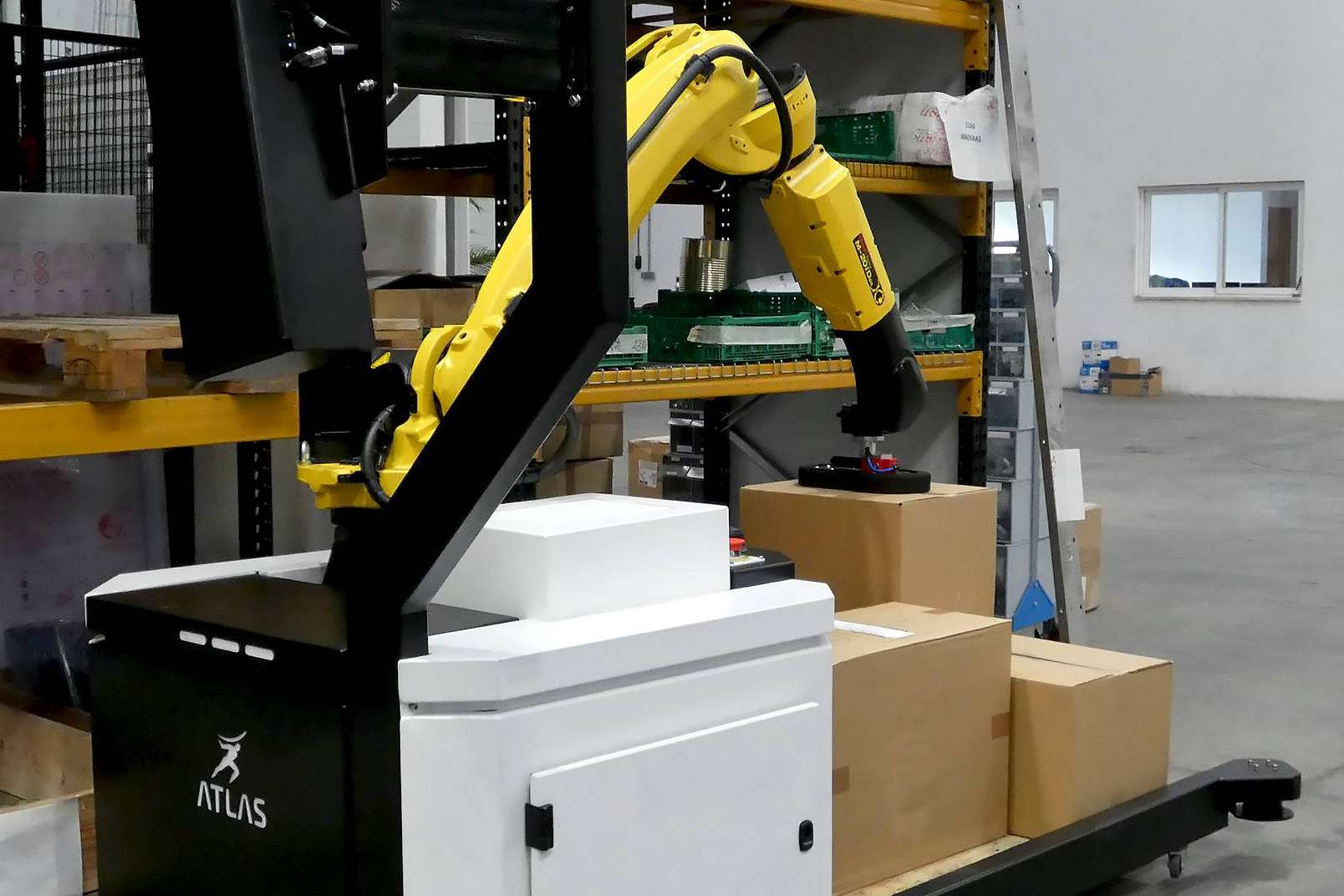Revolucionando la logística; robots que apilan y se mueven por sí mismos