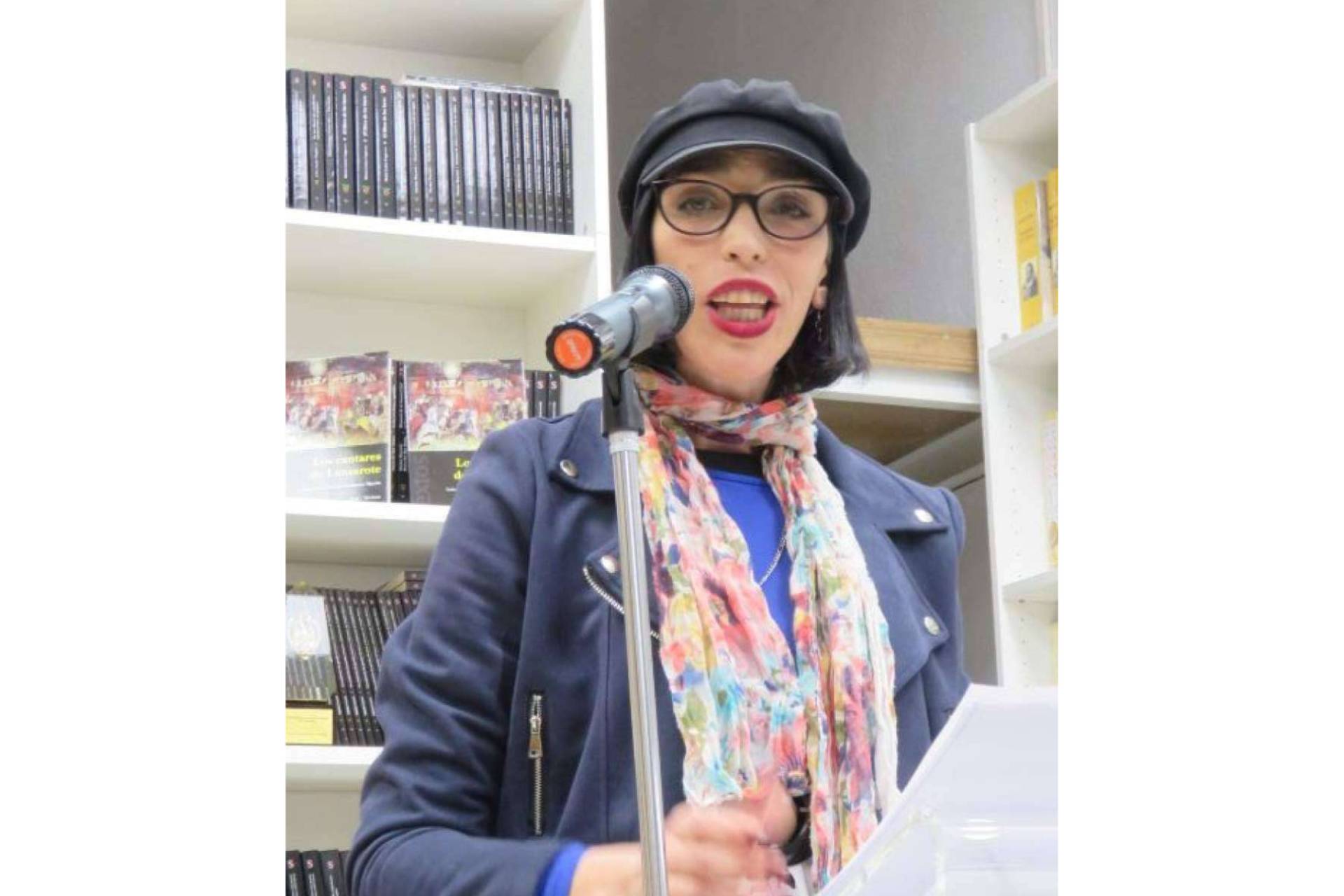 Locución y poesía personalizada, la marca de Paty Liñán