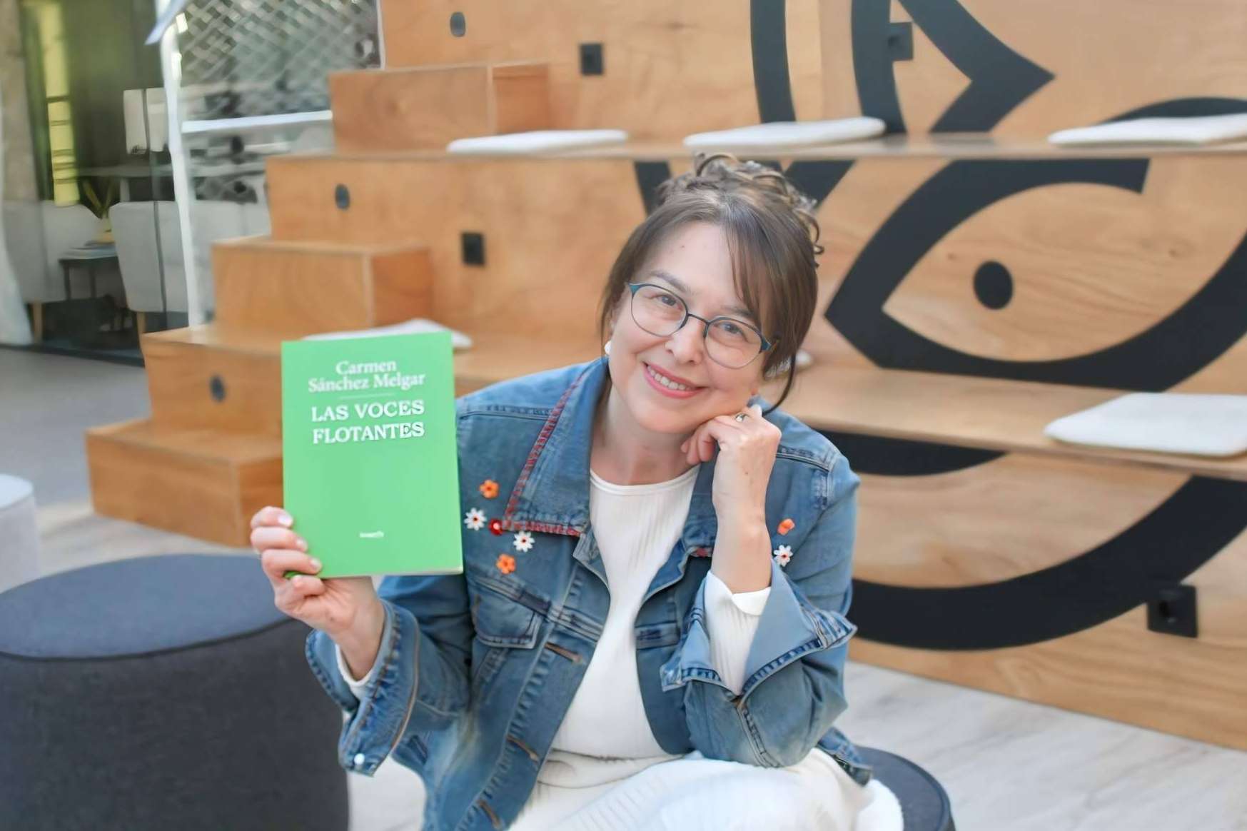 'Las voces flotantes', el octavo poemario de Carmen Sánchez Melgar que está conquistando a los lectores