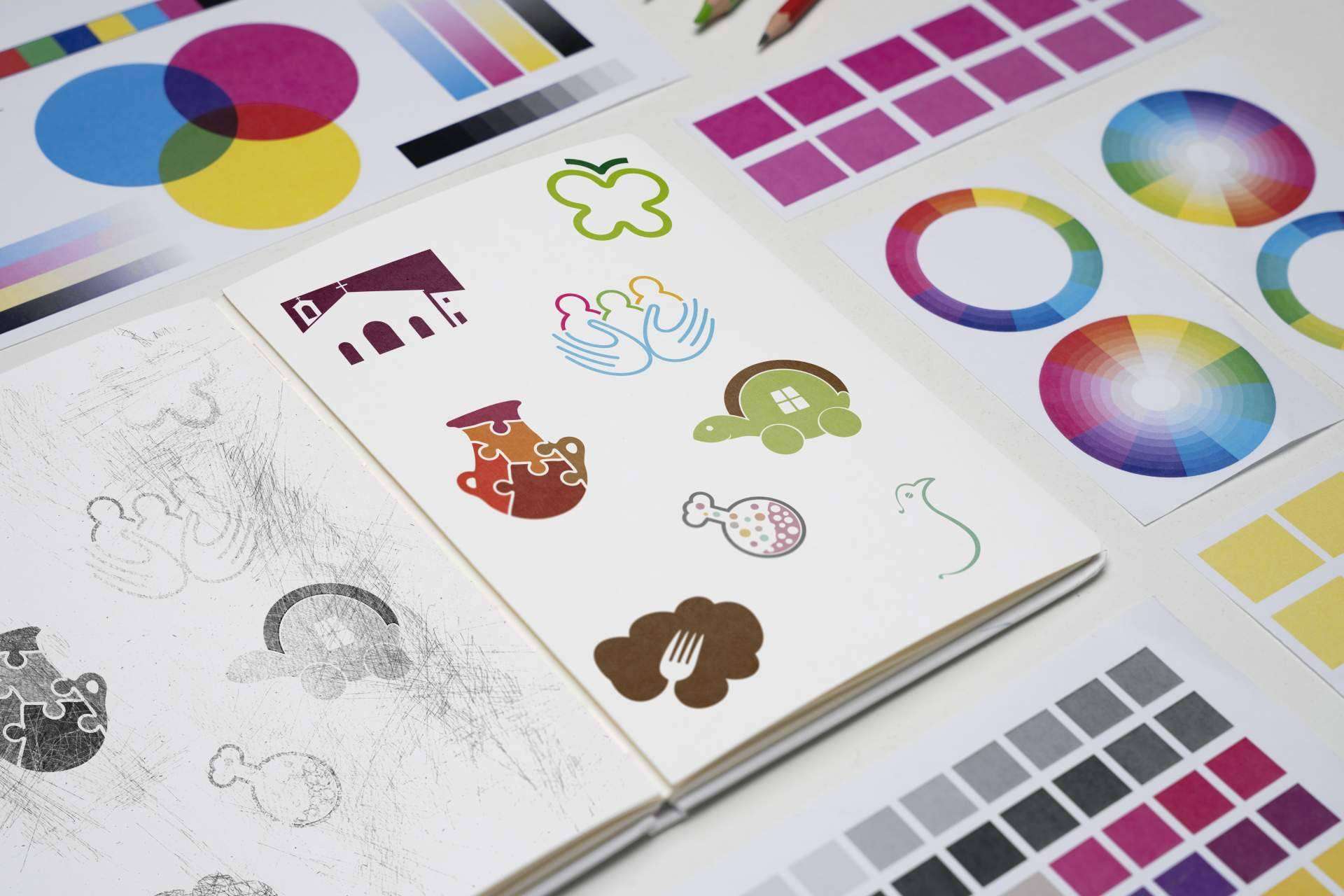 Creatividad y estrategia en diseño gráfico profesional, la propuesta de Pintas para marcas