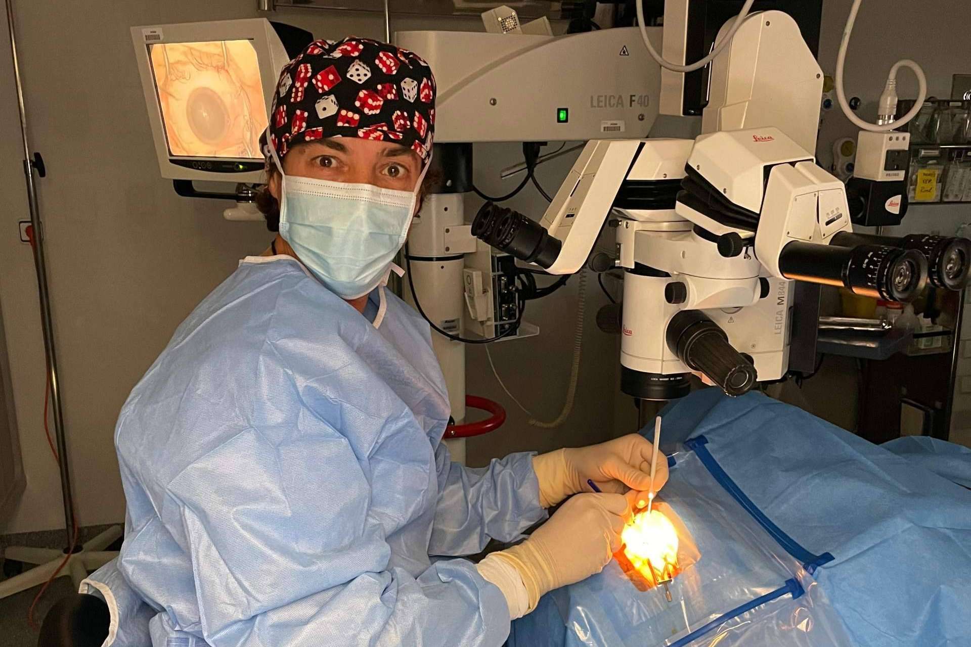 Revolución en la cirugía de presbicia con IA, Dr Jorge Pradas Chacón, Clinica Visionlaser