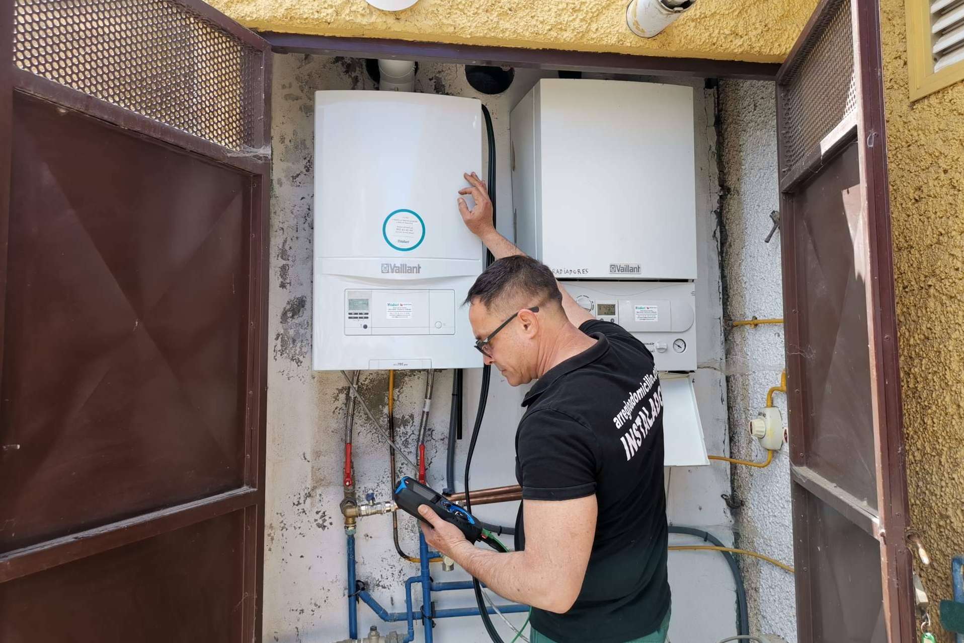 Reparación profesional de calentador a gas y termos sin salir de casa con Arreglo a Domicilio