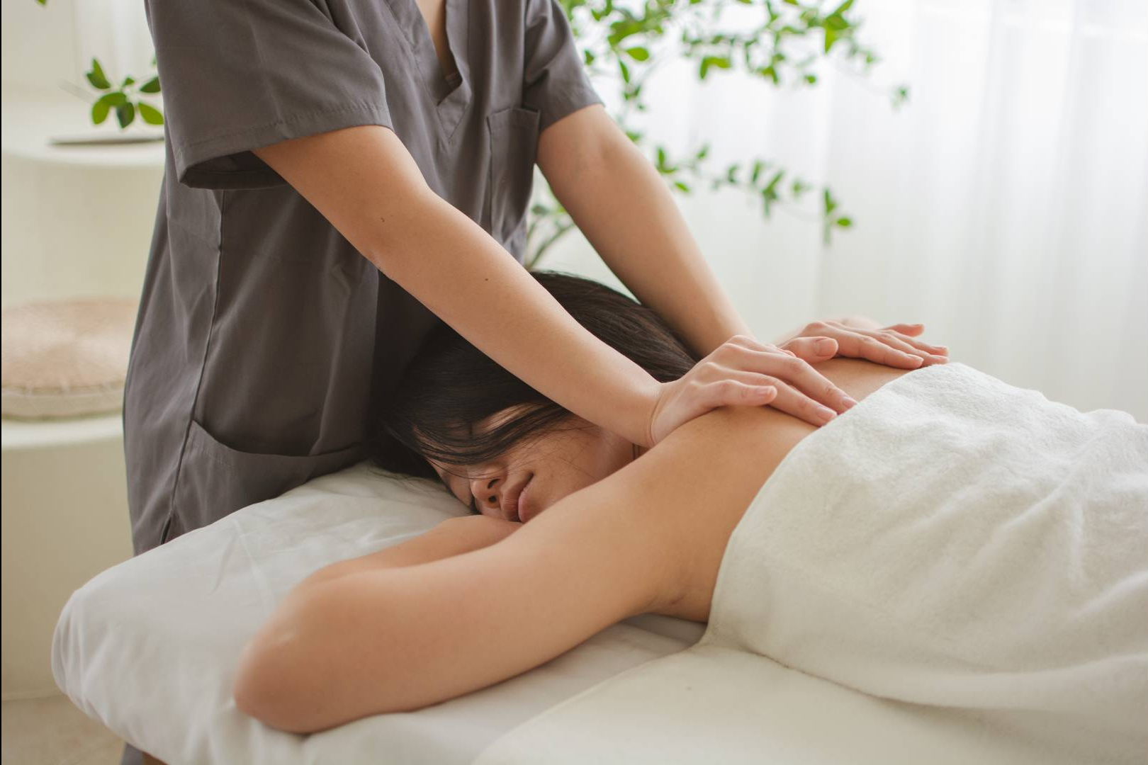 Masajes Barcelona; tendencias que redefinen el relax contemporáneo