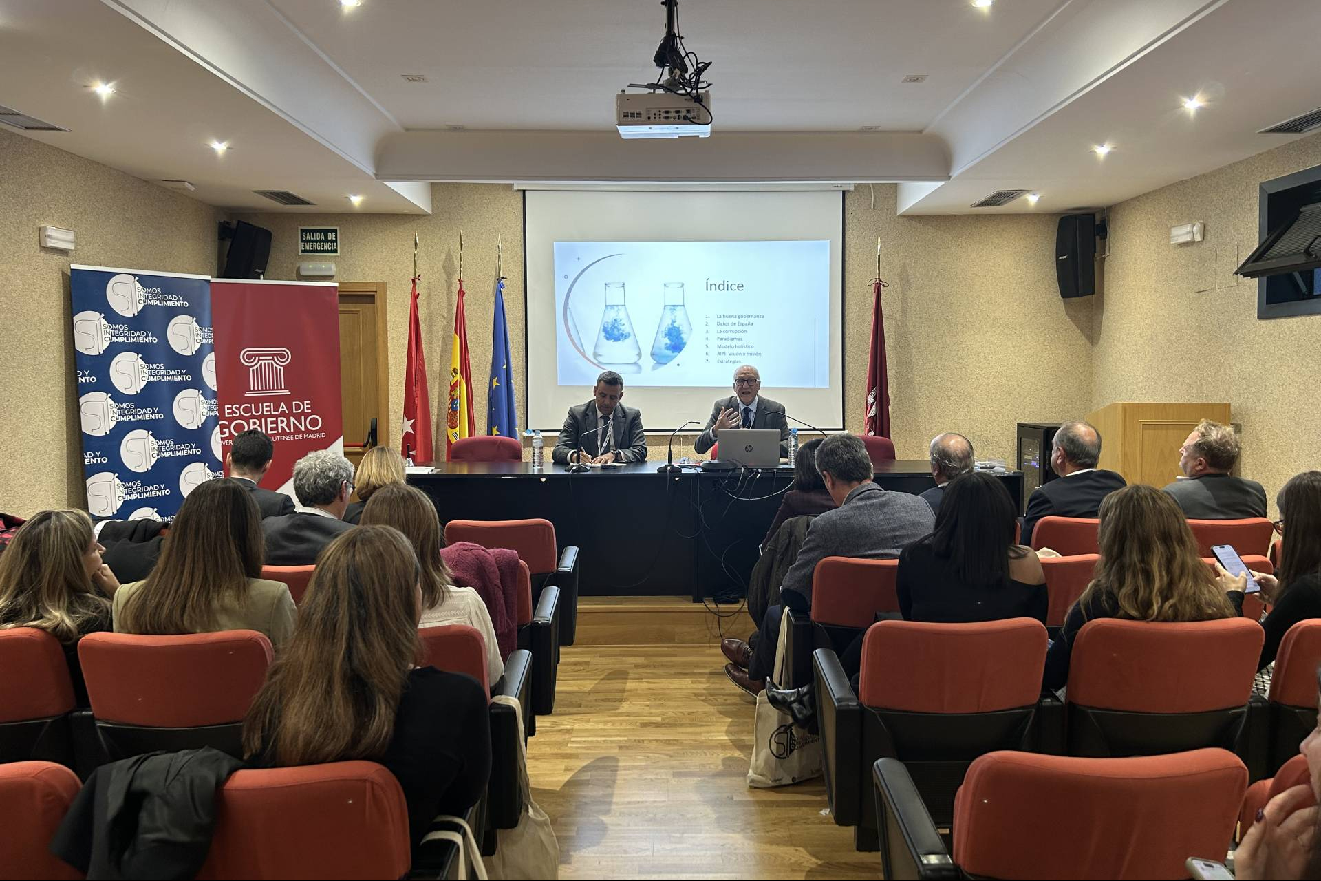 El congreso reunió a más de 40 expertos  para debatir sobre los retos y tendencias del compliance
