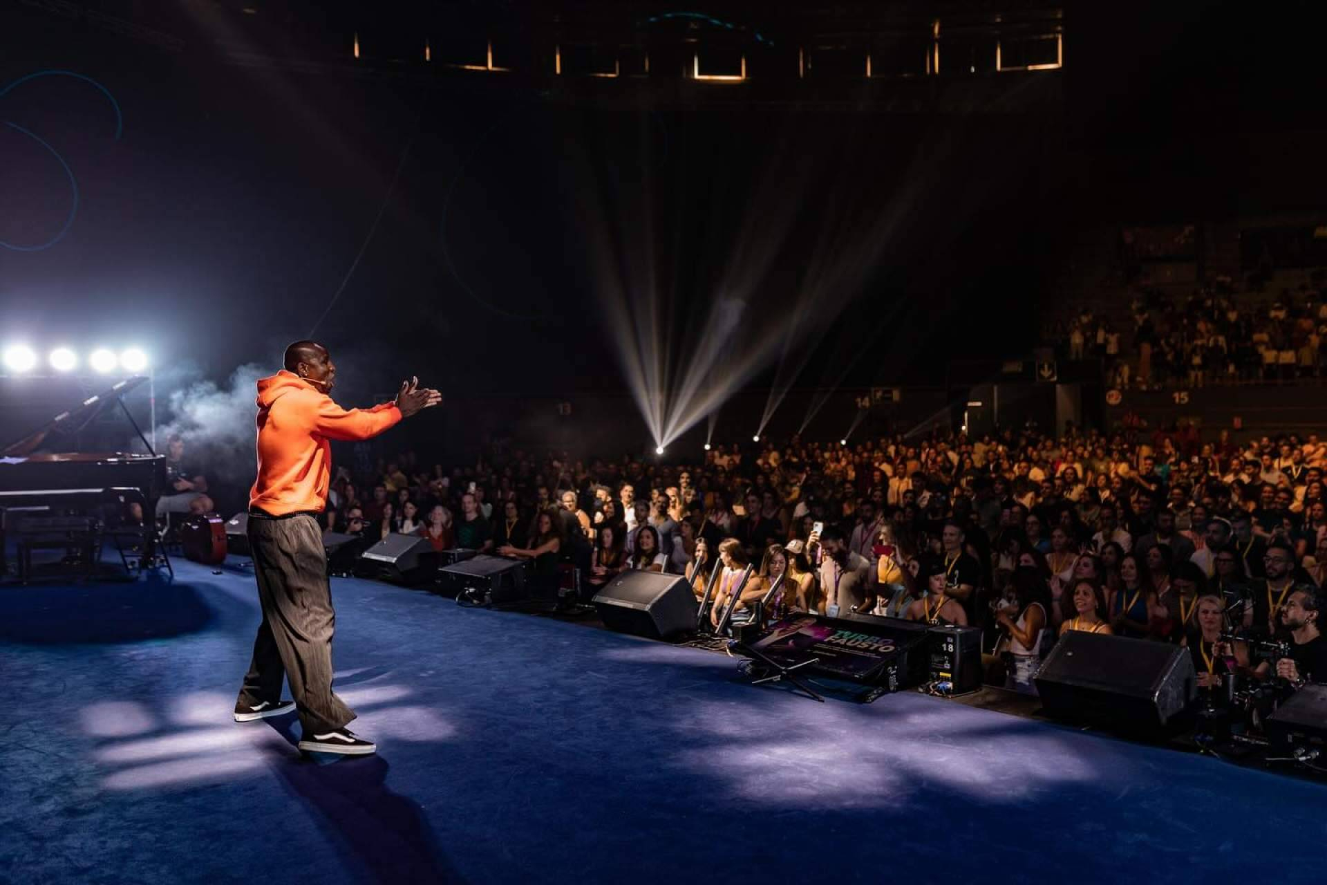 Fausto Murillo transforma su historia de superación en un movimiento global de bienestar