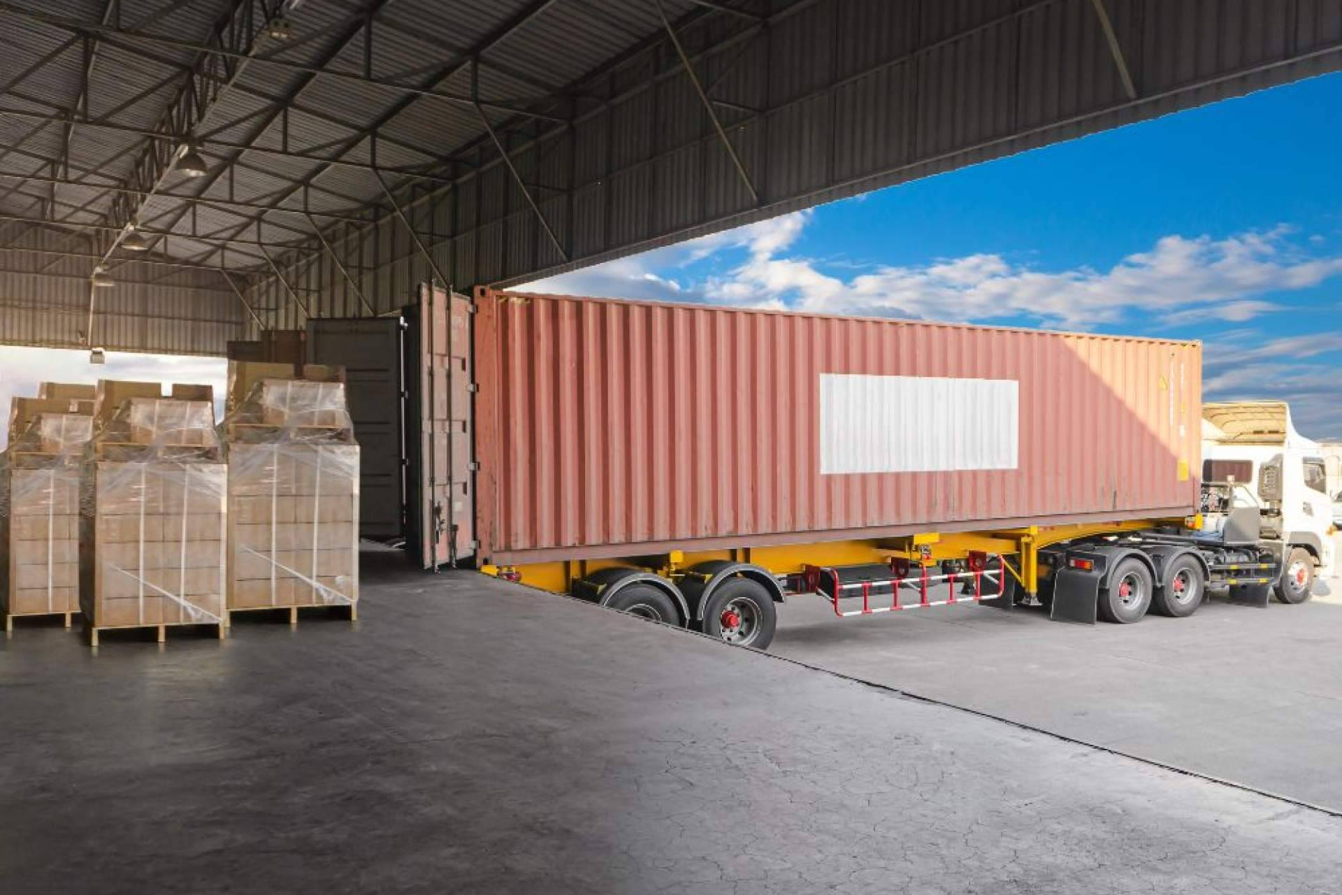 Flejado industrial; la clave para garantizar la estabilidad de las cargas en logística