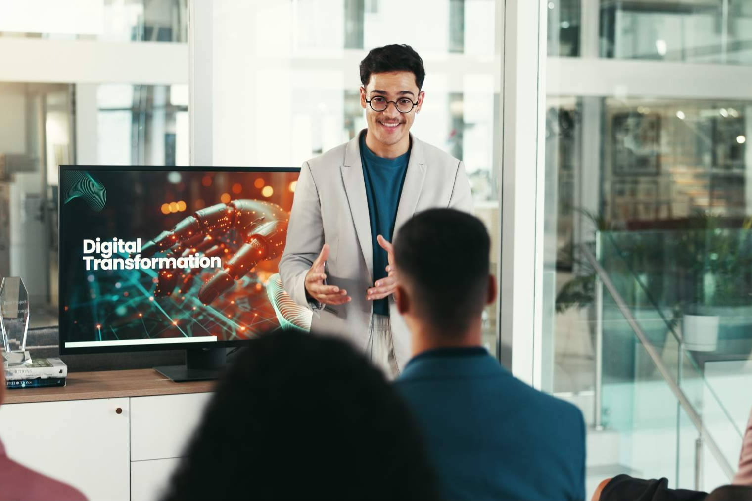 La formación presencial resiste al auge digital y concentra el 70% de la formación bonificada