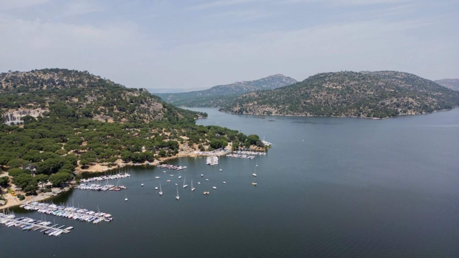 Rutas costeras y refugios naturales para dar la bienvenida al verano