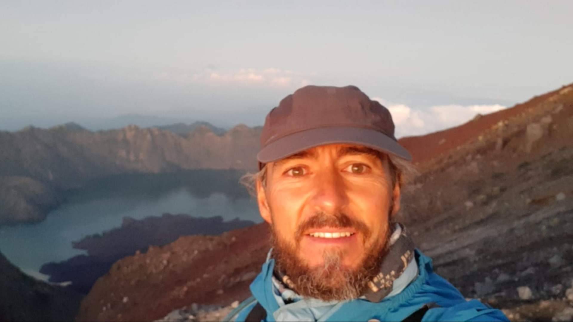 Angel Martínez Ciller lidera El Descanso del Guerrero; el retorno a una masculinidad consciente y madura
