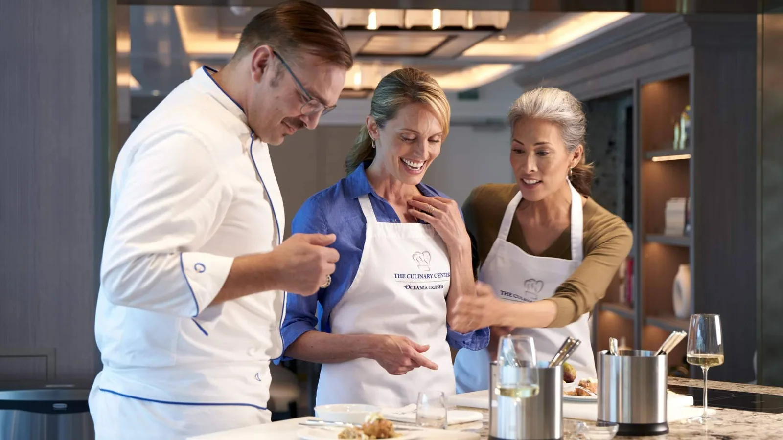 Oceania Cruises® presenta sus Cruceros temáticos, travesías ricas en destinos y experiencias exclusivas